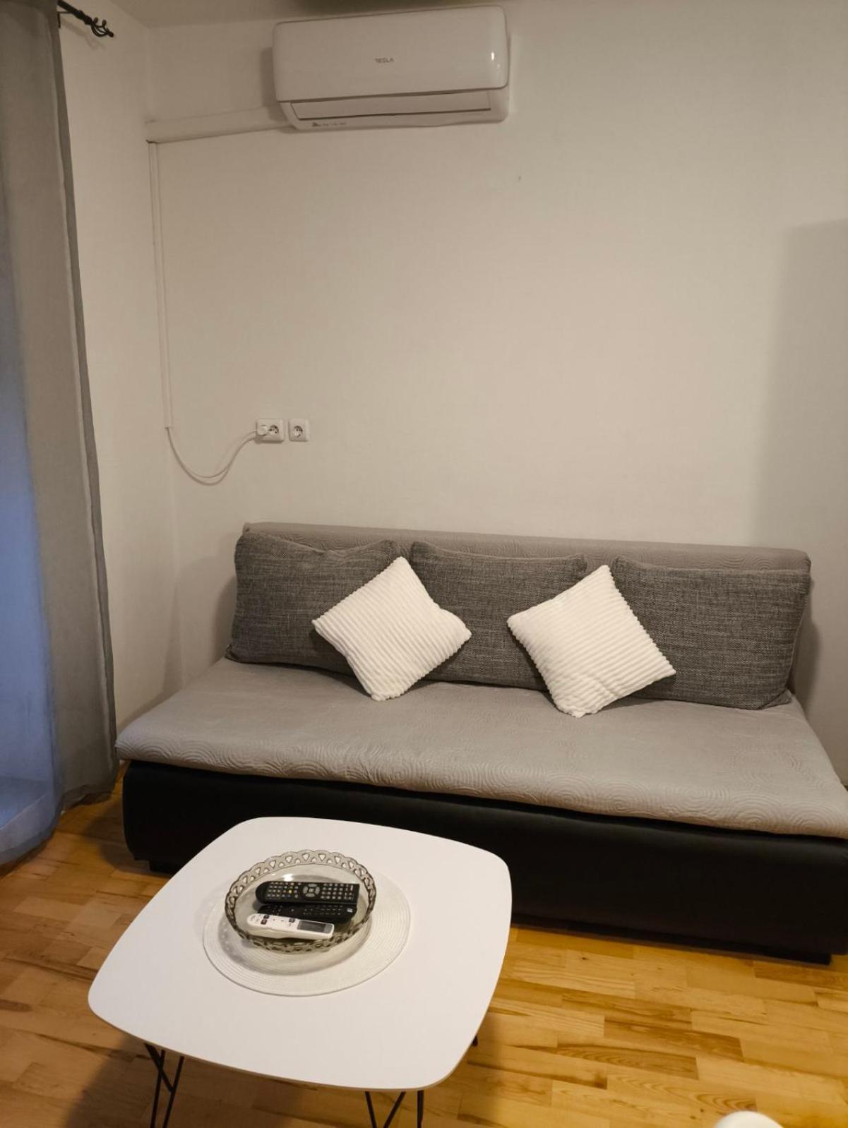 דירות זאדאר Aurora Apartman מראה חיצוני תמונה